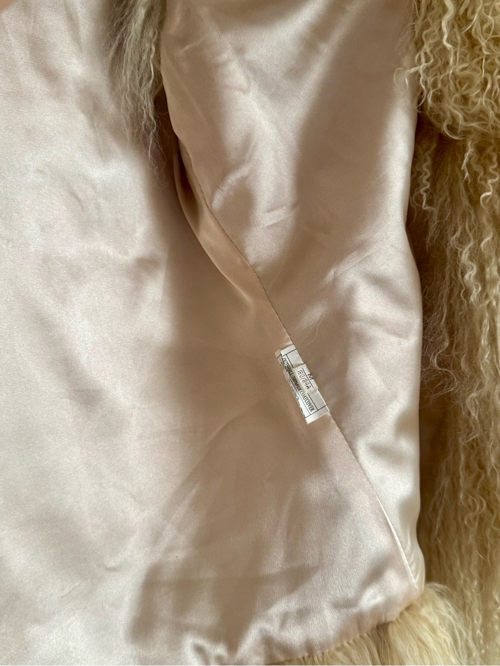 Vintage Mongolian Lamb Hooded Vest Coat White Cream Members Only - Picture 5 of 7